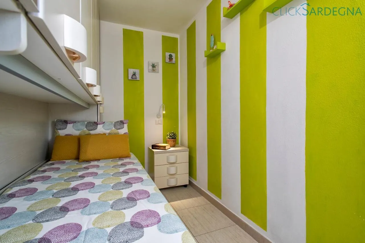 Clicksardegna Villa Brionis Sea View, 7 Bedrooms, 5 Bathrooms And 3 Kitchens Альгеро
