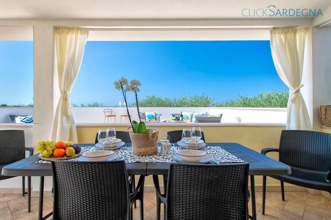 Clicksardegna Villa Brionis Sea View, 7 Bedrooms, 5 Bathrooms And 3 Kitchens Альгеро