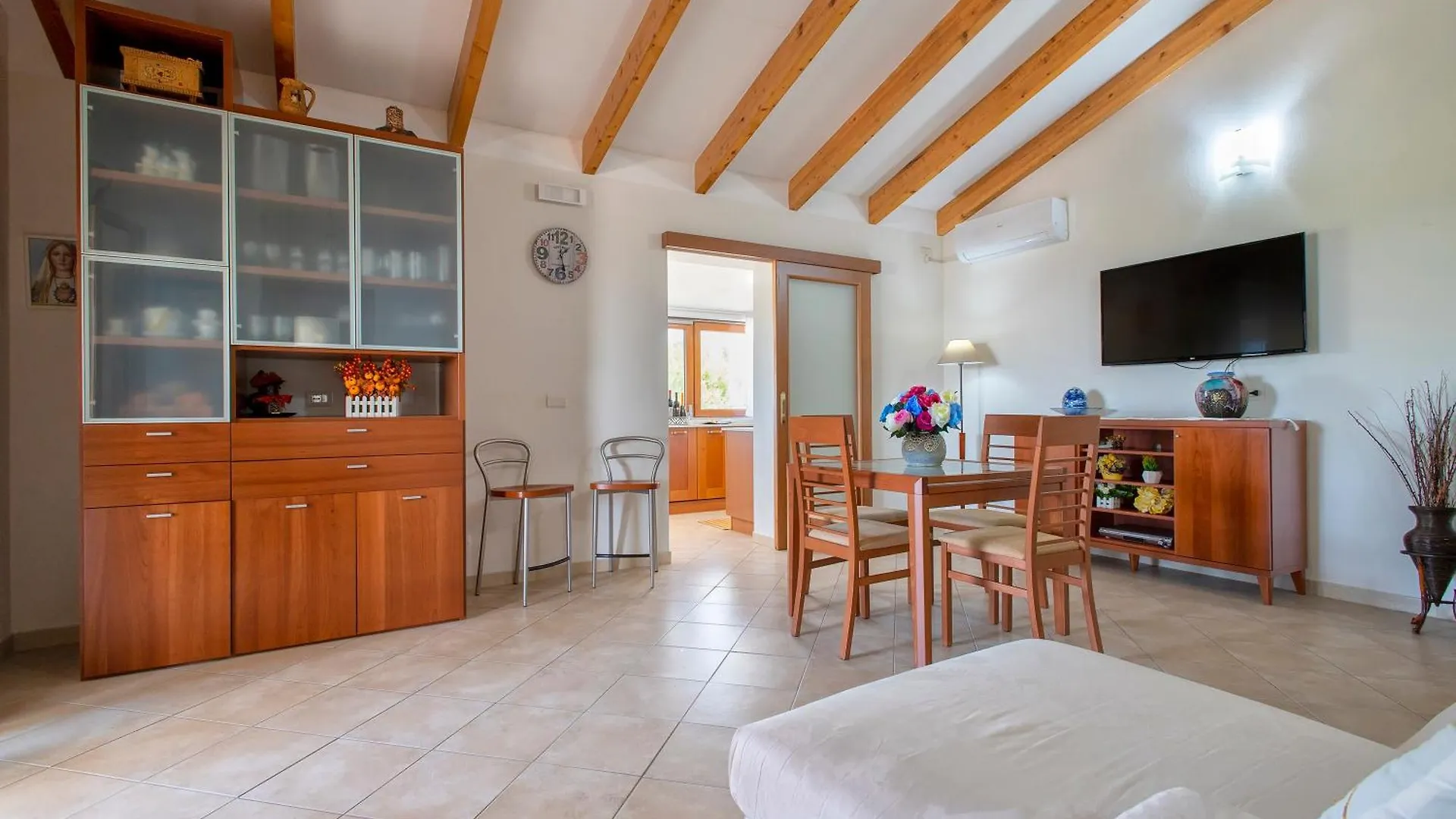 Clicksardegna Villa Brionis Sea View, 7 Bedrooms, 5 Bathrooms And 3 Kitchens Альгеро 0*,